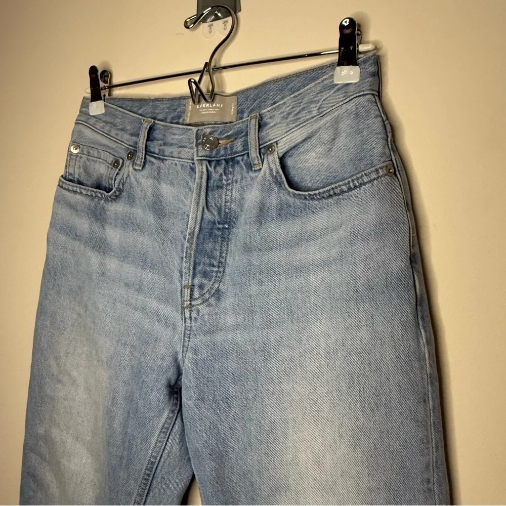 EVERLANE The 90s Cheeky Light Wash Straight Leg 100% Organic Cotton Jeans